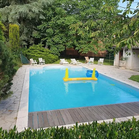 Holiday home Gite Des Ailes Vorey